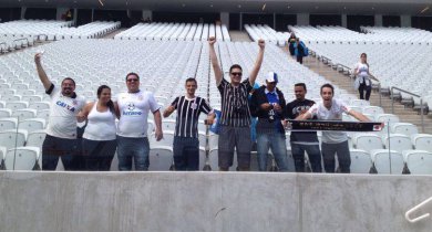 Xi… Na inauguração da Arena Corinthians, fotógrafo é furtado na sala de imprensa