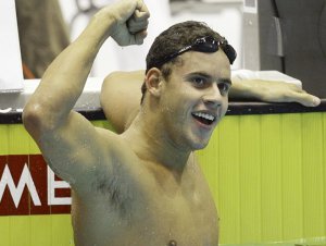 Natação: Thiago Pereira fatura ouro nos 200m medley nos EUA