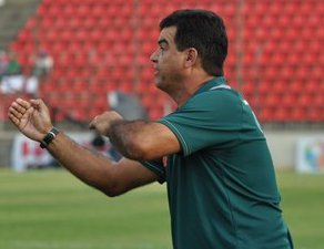 Série B: Técnico do América-MG mantém a dúvida do último jogo para duelo dos líderes