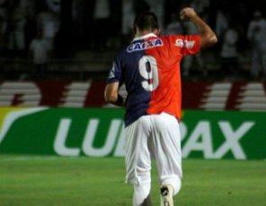 Série B: Artilheiro volta ao ataque do Paraná contra o Avaí