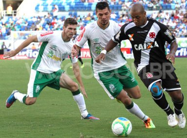 SÉRIE B: Rodada cheia tem duelo de líderes e Vasco em Piauí
