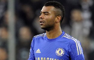 Inglês: Lateral anuncia saída do Chelsea após oito anos