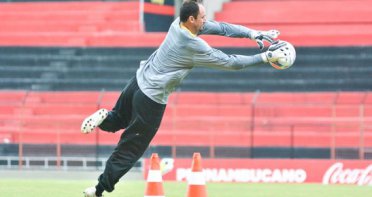 Ídolo do presente renova o contrato com o Sport