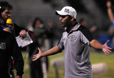 Baixaria! Gândula da Ponte agride médico do Vila Nova