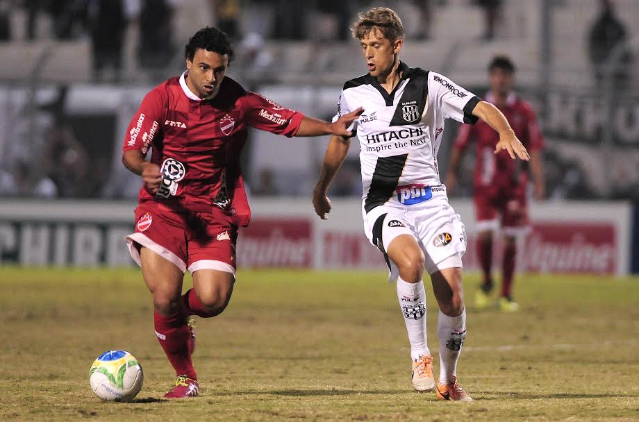 Blog do Ari: Jogo valeu apenas pelos 3 pontos conquistados pela Ponte Preta. Apenas