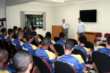 Série D: Presidente do Penapolense pede garra e determinação na reapresentação