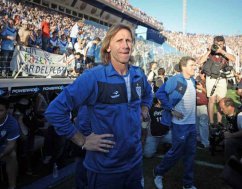 Técnico gringo desembarca no Brasil para fechar com Palmeiras