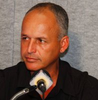 Paulo Silva estuda propostas da divisão de acesso do Goianão e da Copa Paulista