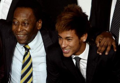 Pelé diz que comparação de Neymar com ele é injusta