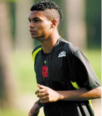 Série C: Guaratinguetá acerta com ex-atacante de Flamengo e Palmeiras