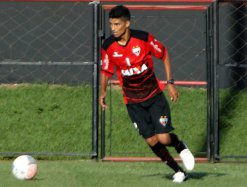 Série B: Atlético-GO aposta em defesa sólida para subir na classificação