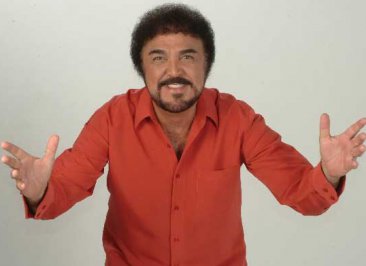 Luiz Ayrão fala de sua nova música sobre a Seleção Brasileira no Cartão Verde