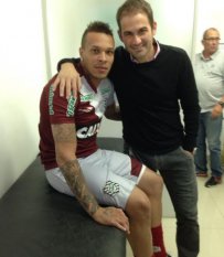 Baladeiro, ex-volante do Palmeiras assina contrato com o Figueirense