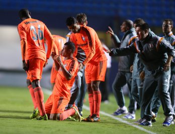 Bahia 0 x 1 Fluminense – Sim, este jogo sofrível é de ‘1ª Divisão’. Que fase, Brasil!