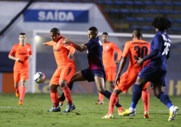 Bahia 0 x 1 Fluminense - Sim, este jogo sofrível é de '1ª Divisão'. Que fase, Brasil! 3 0002048191948 img