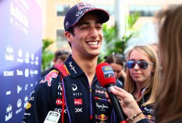 Fórmula 1: Ricciardo celebra pódio e Vettel lamenta novo problema