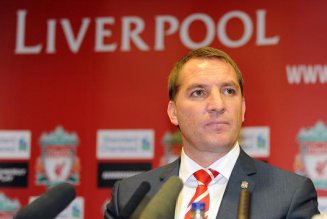 Inglês: Liverpool renova contrato do técnico Brendan Rodgers