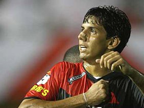 Bahia pode anunciar contratação de ex-affair de Panicat