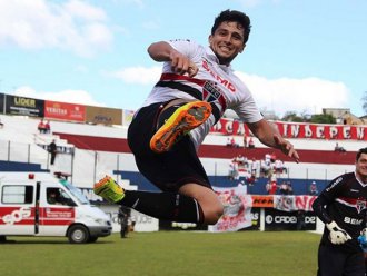 Santos se assusta com salário de Fernandinho e vai atrás de Boi Bandido