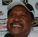 Lula Pereira quer voltar a trabalhar no futebol brasileiro