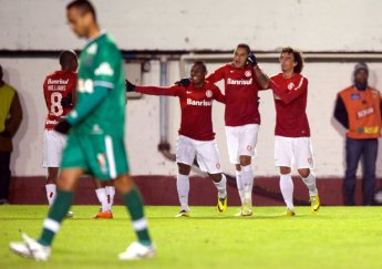 BRASILEIRÃO: Corinthians freia o líder, Inter volta ao G4 e Palmeiras perde outra