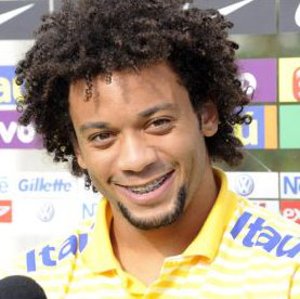 Copa 2014: Marcelo exibe irritação e defende que Brasil tem craques