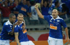 Volante lamenta jogo do Cruzeiro fora do Mineirão