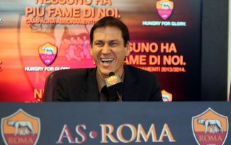 Italiano: Técnico Rudi Garcia renova com a Roma até 2018