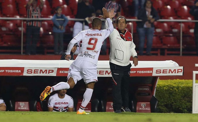 São Paulo 2 x 1 Atlético-MG – Gol no fim coloca Tricolor na vice-liderança