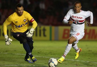 Figueirense x Atlético-PR – Objetivo é, pelo menos, deixar a lanterna para trás