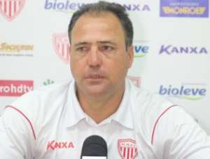 BOMBA: Presidente do Mogi Mirim demite treinador para conter gastos