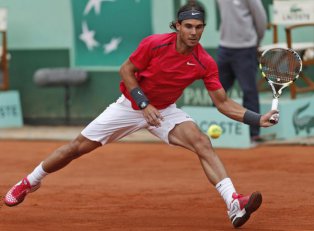 Tênis: Nadal arrasa e reencontrará Ferrer em Roland Garros