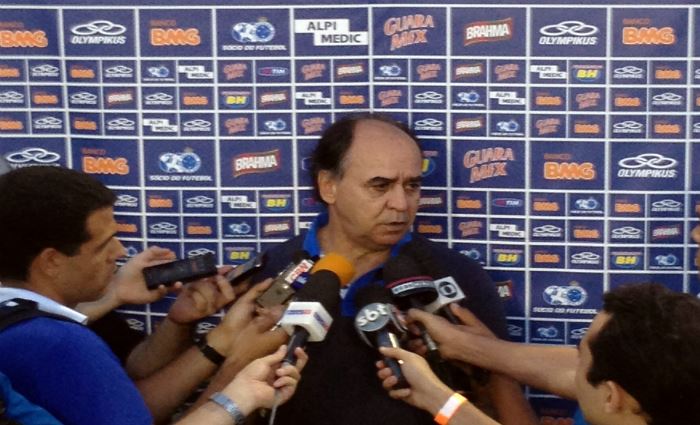 Técnico exalta Cruzeiro e vê time ‘acima do planejado’
