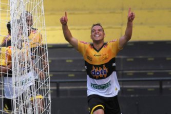 Eterna promessa do Corinthians é dispensado pelo Criciúma