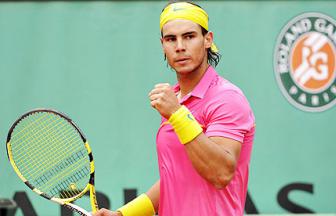 Nadal arrasa Murray e decide título contra Djokovic