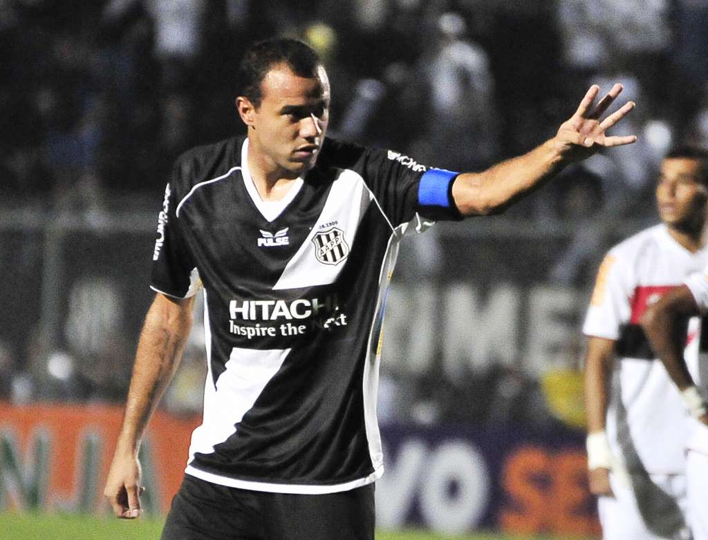 Roger desperta interesse da Ponte