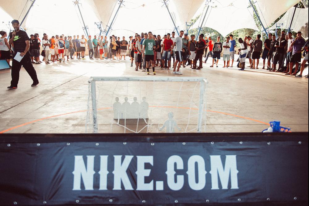 Nike promove final da “Batalha nas Quadras” com Ronaldo Fenômeno e Thiaguinho