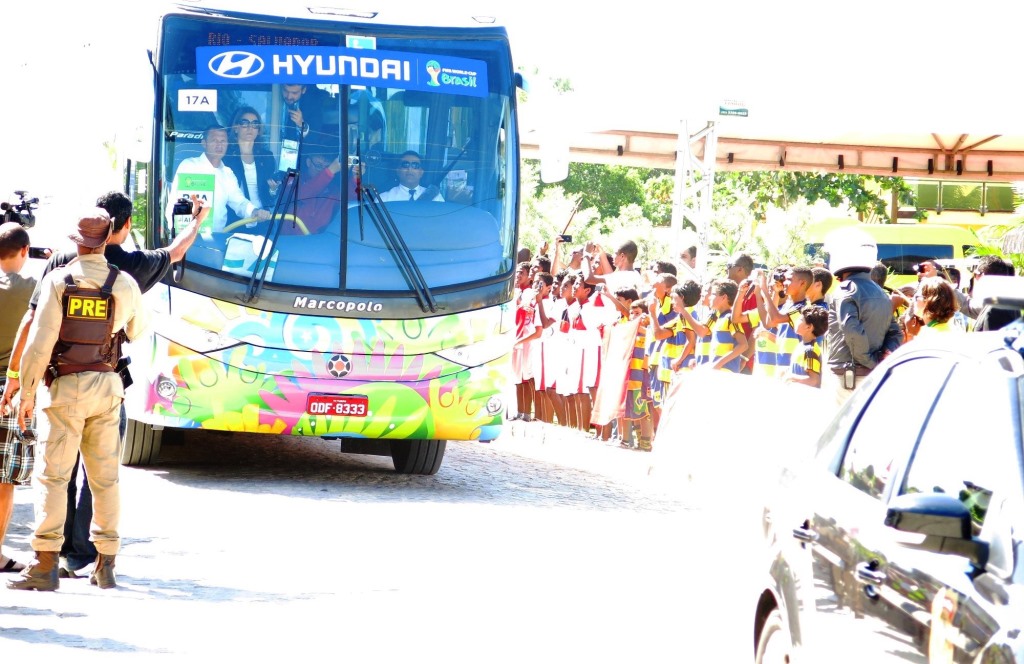 Delegação Suíça destaca qualidade do gramado do CTS Baiano