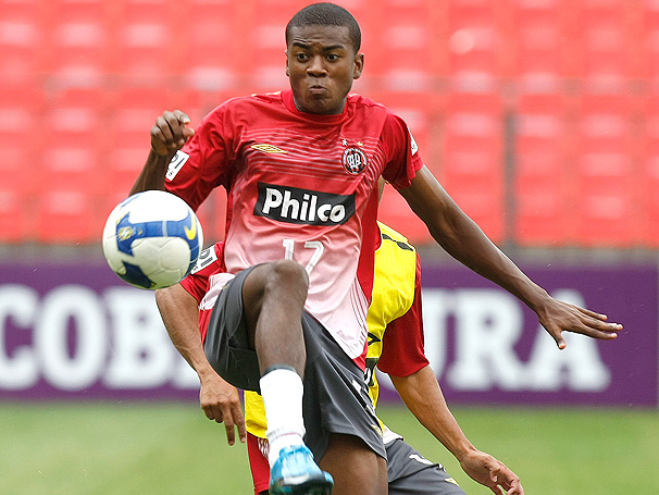 Depois de paraguaio, Corinthians fica próximo de anunciar Marcelo