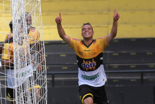 ABC pode contratar meia Lulinha, dispensado do Criciúma