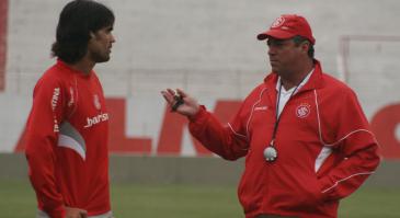 Abel Braga envia mensagem de condolência à família de Fernandão