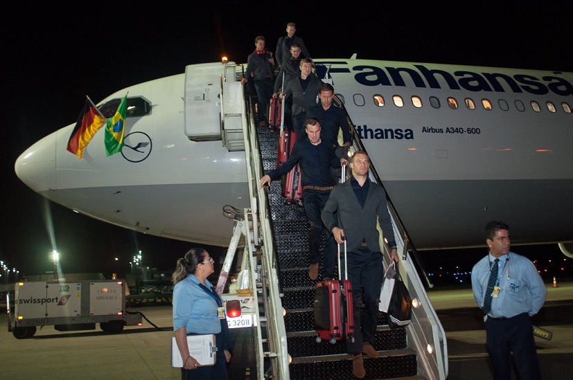 Seleção da Alemanha chega à Bahia na madrugada de domingo
