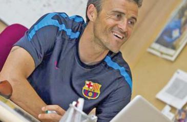 Espanhol: Técnico do Barça, Luis Enrique é operado de apendicite