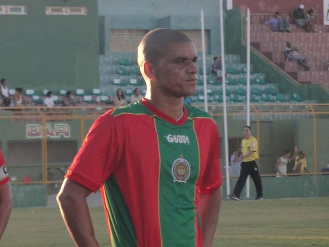 Série D: Vitória da Conquista acerta com Waguinho