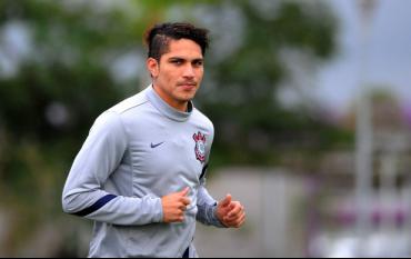 Corintiano Guerrero diz que não assistirá à Copa