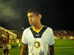 Ricardo Lopes acerta o retorno ao Globo