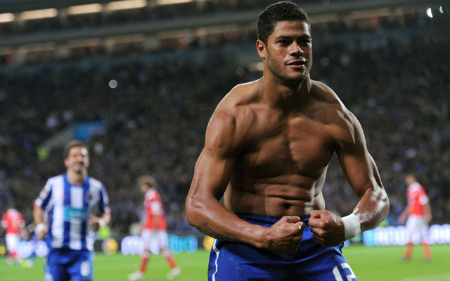 EMS investe R$ 30 milhões em campanha institucional com jogador de futebol Hulk