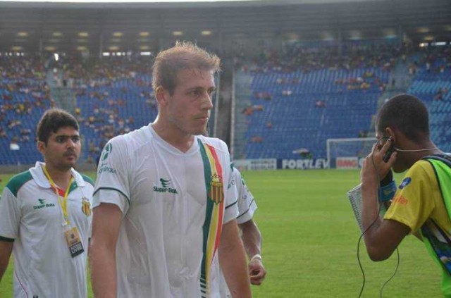 Uillian Corrêa é sondado por clubes de Portugal e Japão