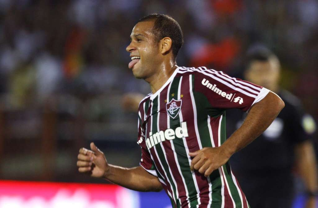 Grupo D: Apesar da derrota, Carlinhos exalta jogo contra Itália