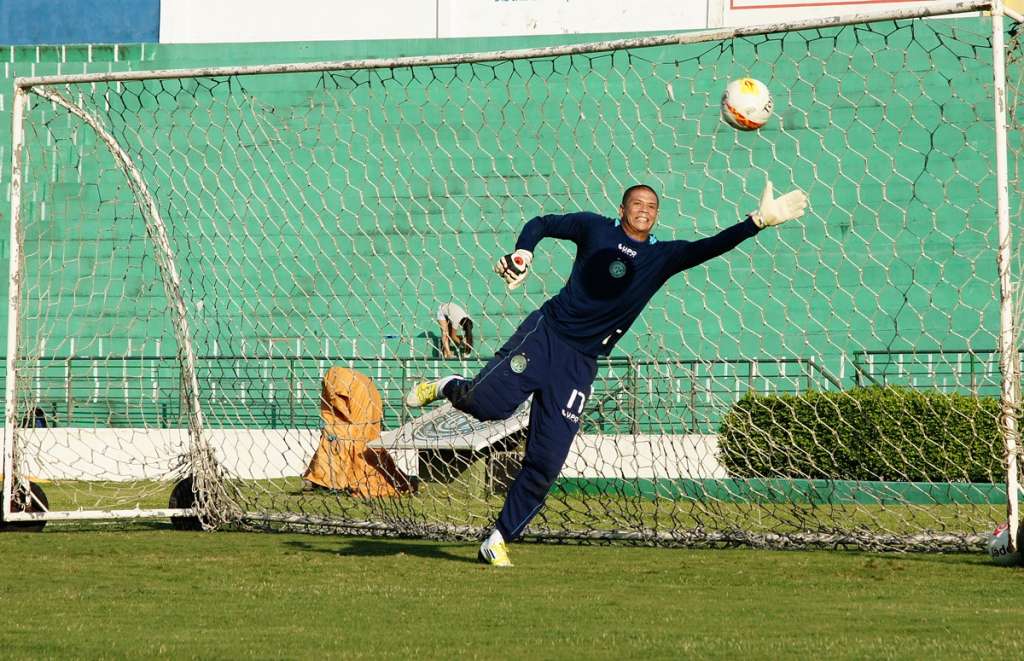 Após Fabinho, Juliano também vai deixar Guarani no recesso da Copa
